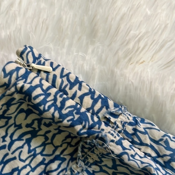 AMERICAN EAGLE OUTFITTERS Blue/ cream lined skirt, Size 2, GUC. - Picture 4 of 4